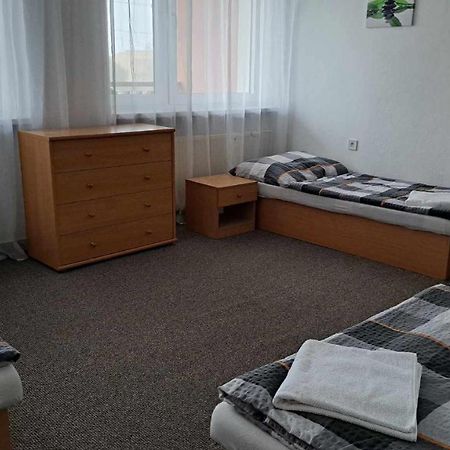Naty Apartman Haniska Bagian luar foto
