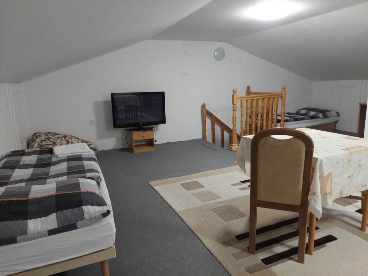 Naty Apartman Haniska Bagian luar foto